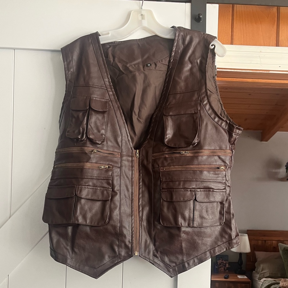 Owen Grady Jurassic Park vest cosplay